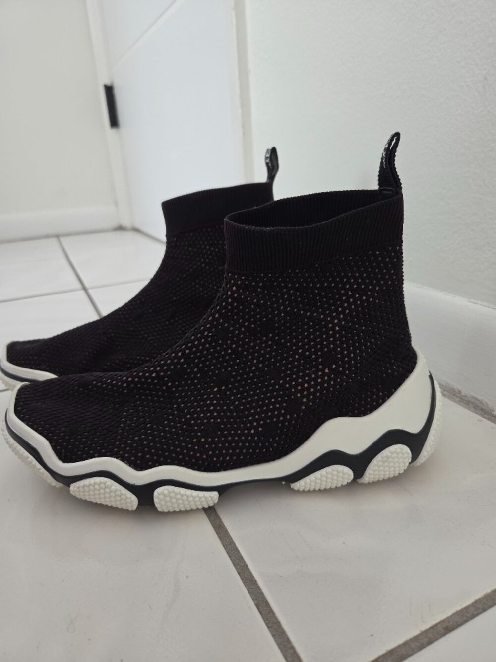 RED Valentino Glam Run Mesh Sock Sneakers Black White EU 37 US 7